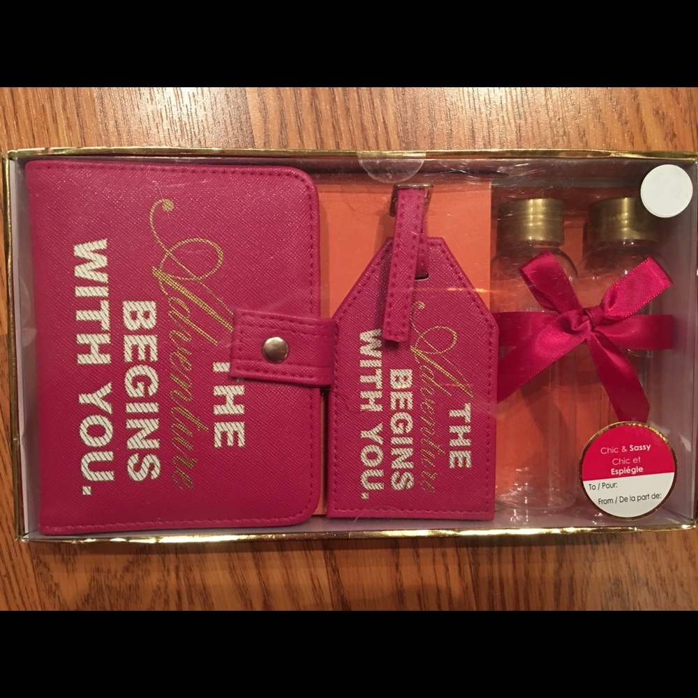 Women’s Travel Kit ~ NEW